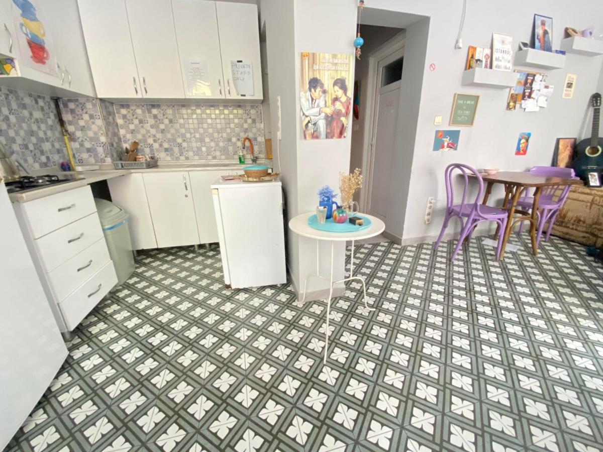 Windrose Hostel Istanbul Luaran gambar